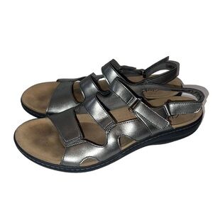 Clark’s Women’s Laurieann Three Strap Comfort Sandals Sz 12 Narrow